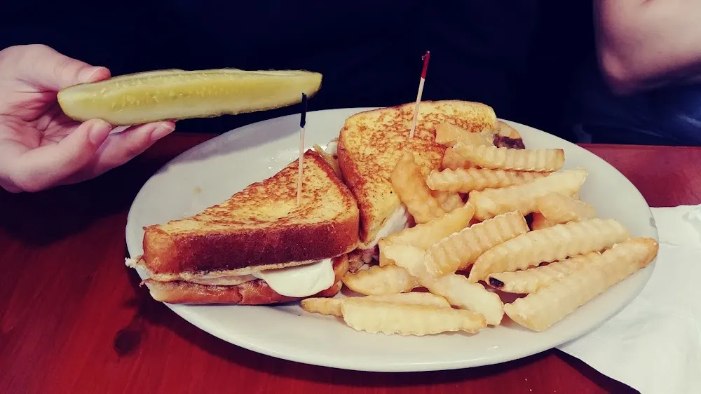 Bacon Grilled Cheese Sandwich