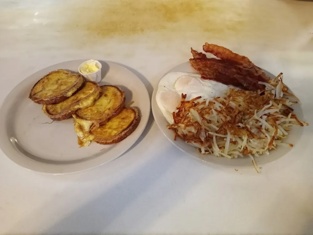 Cinnamon French Toast Eggs Bacon Hashbrowns